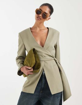 ASOS DESIGN ASOS DESIGN linen blend round neck blazer in cream polka dot print-Green