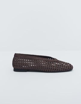 ASOS DESIGN ASOS DESIGN Lioness weave ballet flats in chocolate-Brown
