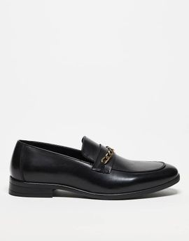 ASOS DESIGN ASOS DESIGN loafers in black with gold chain