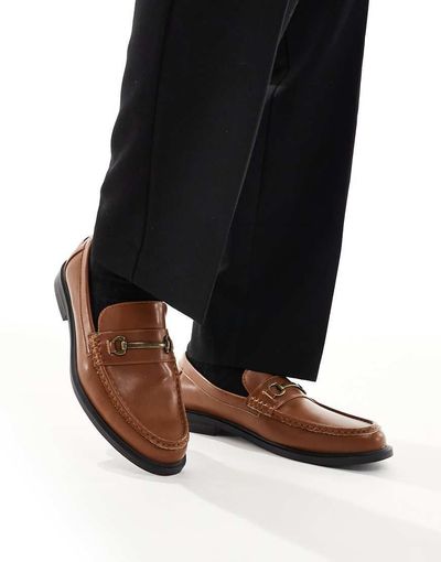 ASOS DESIGN ASOS DESIGN loafers in tan with snaffles-Brown