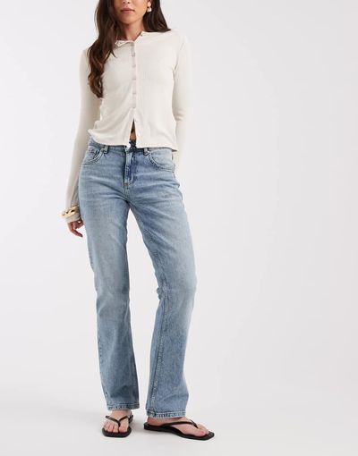 ASOS DESIGN ASOS DESIGN low rise slim flare jeans in light tint-Blue
