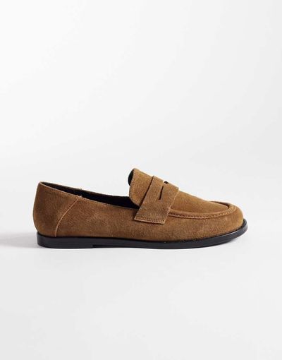 ASOS DESIGN ASOS DESIGN Marble premium suede round toe loafers in tan-Brown