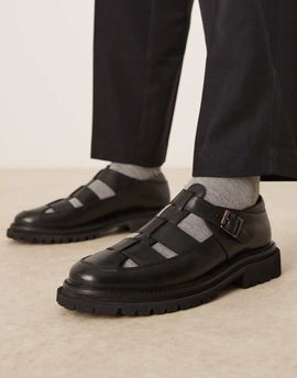 ASOS DESIGN ASOS DESIGN mary janes in black leather with cleated sole