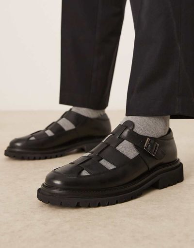 ASOS DESIGN ASOS DESIGN mary janes in black leather with cleated sole