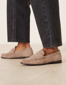 ASOS DESIGN ASOS DESIGN Mayfair premium ruched loafers in sand suede-Neutral