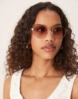 ASOS DESIGN ASOS DESIGN metal round sunglasses with ombre brown lenses