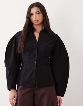 ASOS DESIGN ASOS DESIGN molded cinch shirt in black