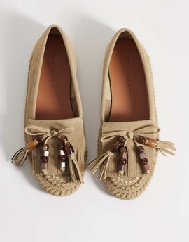 ASOS DESIGN ASOS DESIGN Moxen loafers with beaded tassels in sand suedette-Neutral