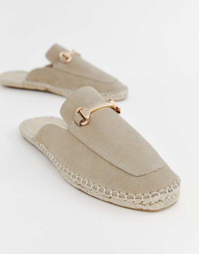 ASOS DESIGN ASOS DESIGN mule espadrilles in stone suede with snaffle-Neutral