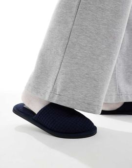 ASOS DESIGN ASOS DESIGN mule slippers in navy waffle-Gray