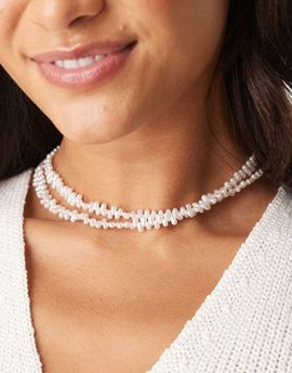ASOS DESIGN ASOS DESIGN multi-row necklace with faux pearl chippings-White