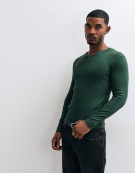 ASOS DESIGN ASOS DESIGN muscle fit long sleeve t-shirt with notch neck in dark green rib