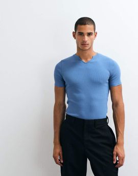 ASOS DESIGN ASOS DESIGN muscle fit T-shirt with notch neck in blue