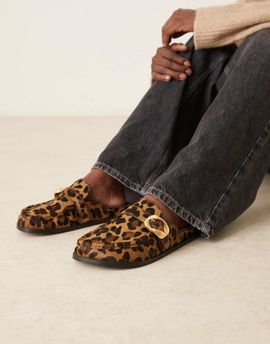 ASOS DESIGN ASOS DESIGN Mystic premium flat mules in leopard print-Multi
