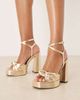 ASOS DESIGN ASOS DESIGN Nutshell knotted platform block heel sandals in gold - 2