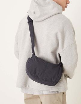 ASOS DESIGN ASOS DESIGN nylon crossbody bag in navy blue