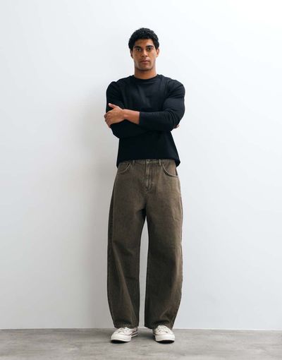 ASOS DESIGN ASOS DESIGN oversized barrel jeans in washed brown