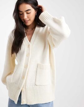 ASOS DESIGN ASOS DESIGN oversized chunky boyfriend cardigan in cream-White