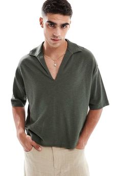 ASOS DESIGN ASOS DESIGN oversized deep v polo in khaki texture-Green