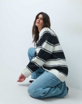 ASOS DESIGN ASOS DESIGN oversized fluffy sweater in black and white stripes-Multi
