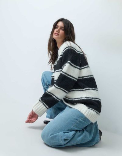 ASOS DESIGN ASOS DESIGN oversized fluffy sweater in black and white stripes-Multi