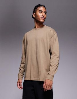 ASOS DESIGN ASOS DESIGN oversized heavyweight long sleeve t-shirt with cuff detailing in brown