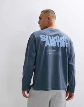 ASOS DESIGN ASOS DESIGN oversized long sleeve t-shirt with text graphic in dark blue-Gray