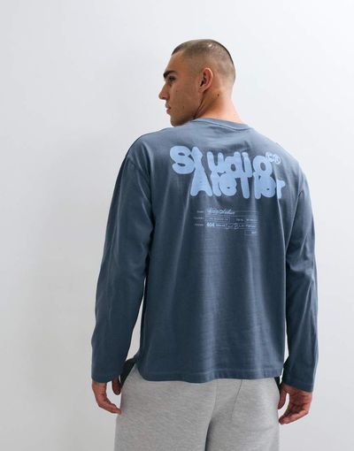 ASOS DESIGN ASOS DESIGN oversized long sleeve t-shirt with text graphic in dark blue-Gray