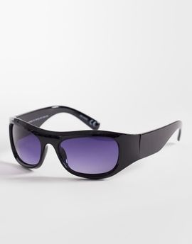 ASOS DESIGN ASOS DESIGN oversized sunglasses in black frame with smoke lens