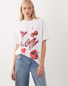 ASOS DESIGN ASOS DESIGN oversized T-shirt with Cherry Bomb airbrush graphic in white