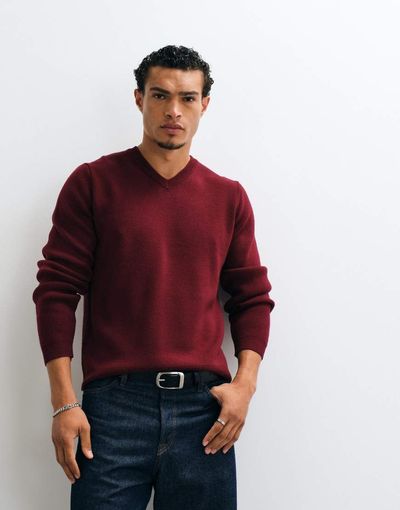 ASOS DESIGN ASOS DESIGN oversized v-neck knit sweater in berry-Red