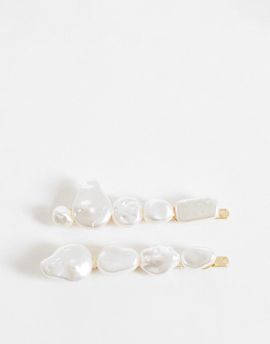 ASOS DESIGN ASOS DESIGN pack of 2 hair clips with faux shell and pearl design-White