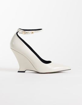 ASOS DESIGN ASOS DESIGN Palazzo wedge pumps in off white