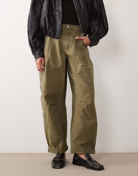 ASOS DESIGN ASOS DESIGN panel barrel trouser with side cinch in dark khaki-Green
