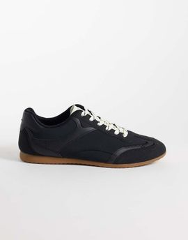 ASOS DESIGN ASOS DESIGN paneled retro sneakers in black