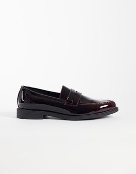 ASOS DESIGN ASOS DESIGN penny loafers in burgundy patent-Red