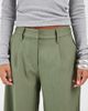 ASOS DESIGN ASOS DESIGN Petite tailored arch barrel pants in khaki-Green - 4