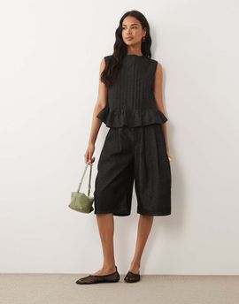 ASOS DESIGN ASOS DESIGN pleat front sleeveless top in black