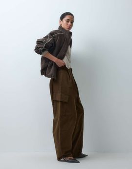 ASOS DESIGN ASOS DESIGN pleated waistband detail pants in chocolate-Brown