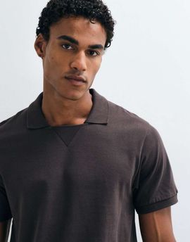 ASOS DESIGN ASOS DESIGN polo with collar detail in brown