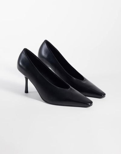 ASOS DESIGN ASOS DESIGN Princess high heeled pumps in black