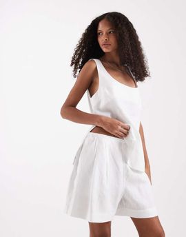 ASOS DESIGN ASOS DESIGN pull on linen shorts in white