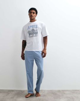 ASOS DESIGN ASOS DESIGN pyjama set with apres ski graphic in white