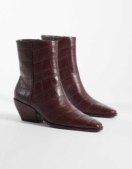 ASOS DESIGN ASOS DESIGN Raul heeled cowboy ankle boots in brown croc