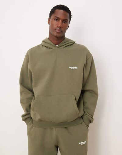 ASOS DESIGN ASOS DESIGN relaxed fit hoodie with chest print in dusty olive - part of a set-Green
