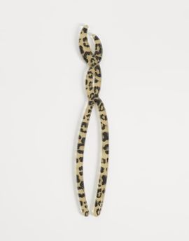 ASOS DESIGN ASOS DESIGN resin hair pin with dalmatian print-Multi