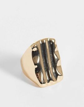 ASOS DESIGN ASOS DESIGN ring with statement molten square in gold tone