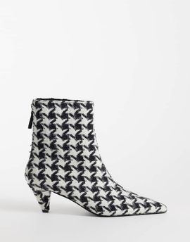 ASOS DESIGN ASOS DESIGN Rivelle cone heel ankle boots in houndstooth-Multi