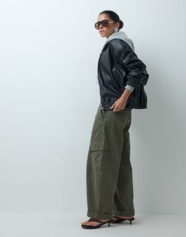 ASOS DESIGN ASOS DESIGN rolled hem cargo pants with pocket detail in washed khaki-Green