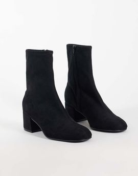 ASOS DESIGN ASOS DESIGN Ronan block heel ankle boots in black suedette